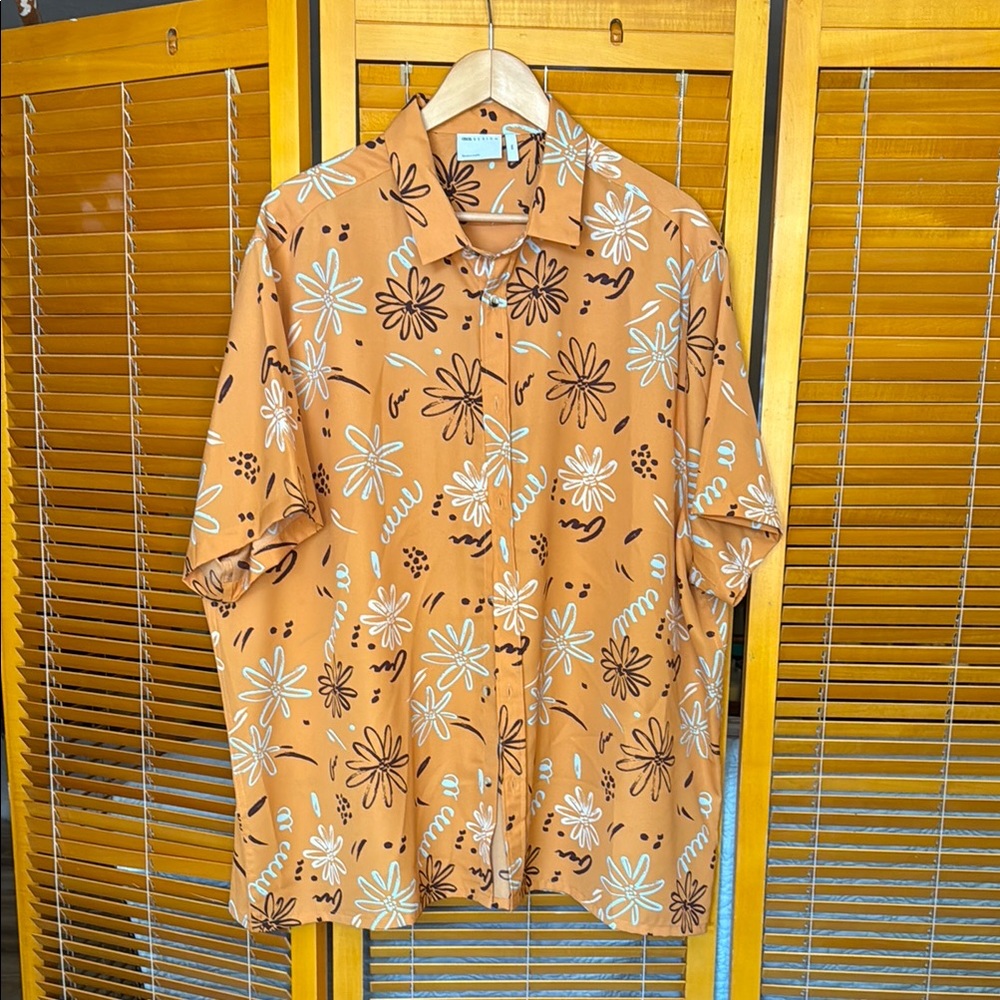 Men's Floral Casual Button Down Shirt - Tan